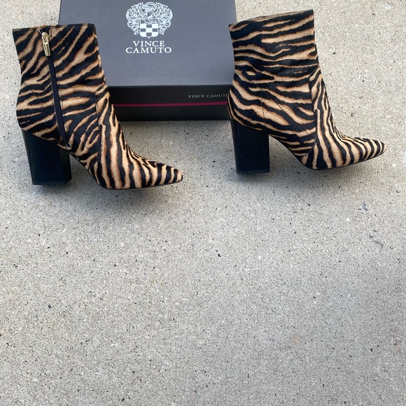 Vince Camuto Shoes - Vince Camuto Sakinah Animal Print Block Heel Boots